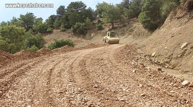 Antalya'nın Kırsal Yolları Konforlu Hale Geliyor