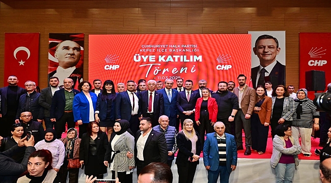 CHP Kepez'de Yeni Üyelere Coşkulu Karşılama!